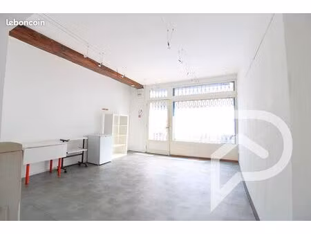 local commercial 130 m² pont sainte maxence