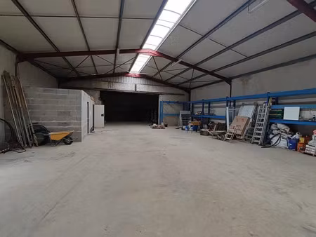 vente local d'activités roches premarie andille 635 m²