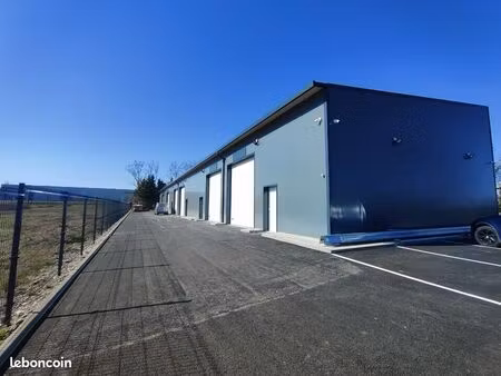 local d'activite 157 m² vaulx milieu