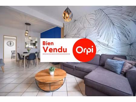 vente maison 4 pièces 94 m² à comines (59560)  219 800 €