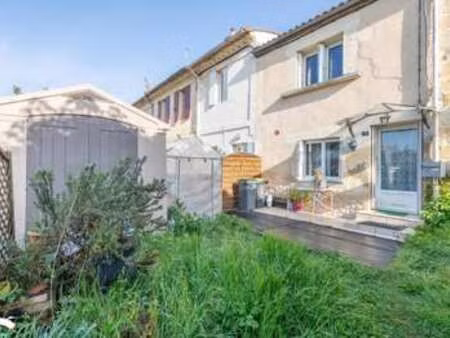 vente maison à latresne (33360) : à vendre / 94m² latresne