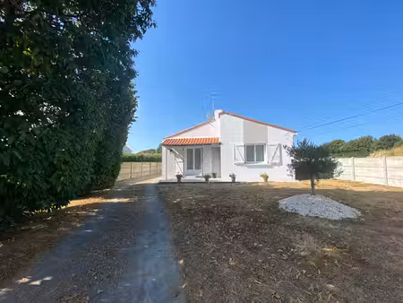 vente maison 5 pièces  135.00m²  villeneuve
