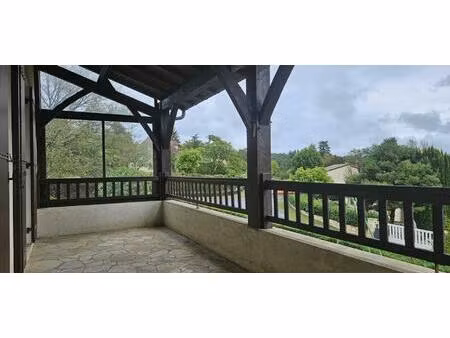 vente maison 7 pièces 148 m² lembras (24100)