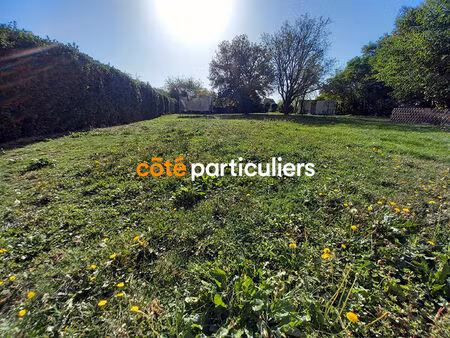 terrain constructible - 1 000 m²