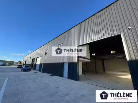 location local commercial vendargues 34740 - - surface privée