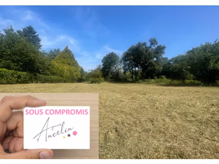 terrain a batir 1171 m2 beganne bourg