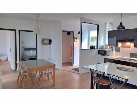 appartement_maison avec jardin et parking privés. dpe 'd'