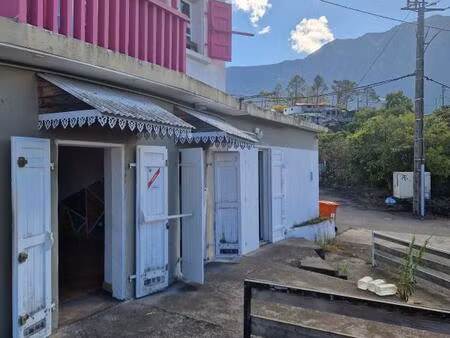 orpi cilaos- local commercial