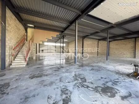 local industriel 467 m²