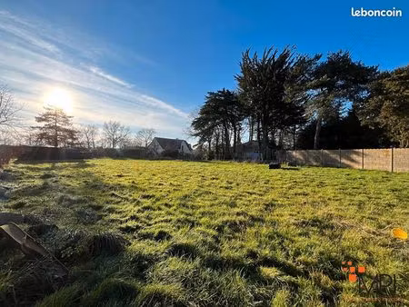 terrain 615 m² st thurial