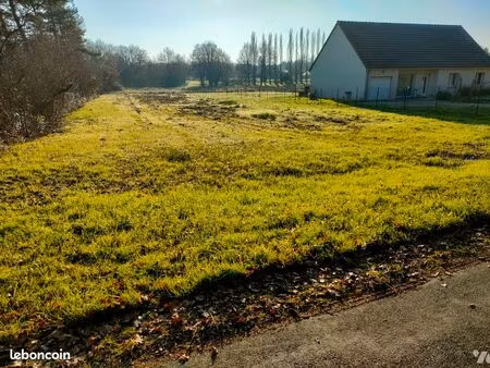 terrain 1960 m² lassay sur croisne