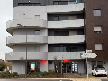 local commercial de 135 m2 à louer à terville