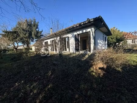 maison de 95 m² à brezins