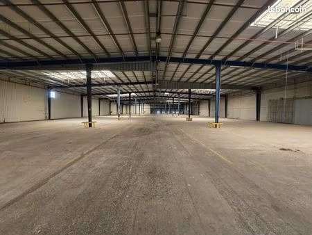 entrepot - logistique 2400 m² amiens