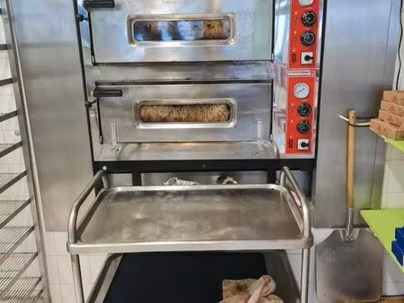 pizzeria 70 m² bourg achard