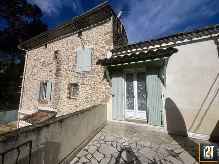 charmant logement avec terrasse – brignon