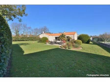 nature  espace et confort à proximité de talmont saint hilaire