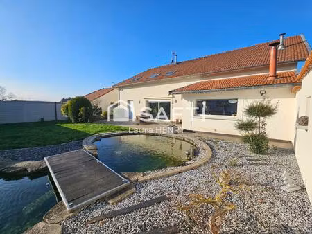 maison individuelle avec jardin  garage et dépendances