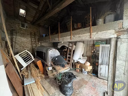 maison yzernay 1 pièce(s) 32 m2