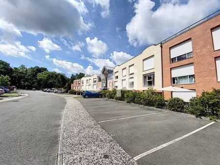 location appartement 2 pièces 48 m² à saint-cyr-en-val (45590)