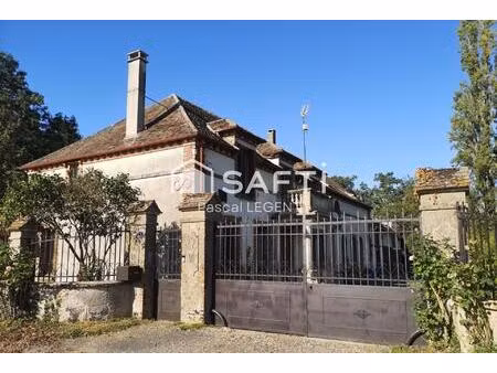 1 h au sud de paris par autoroute a 6 ou a 5