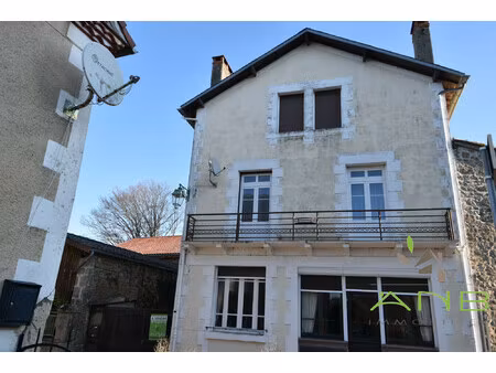 ? maison de village au coeur de la dordogne - busserolles (24