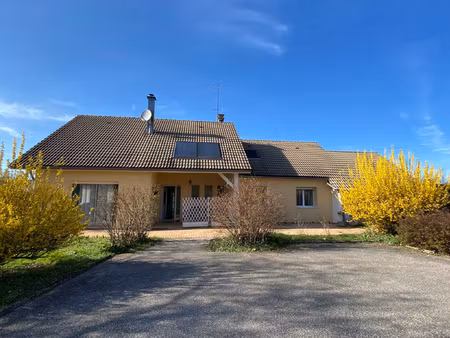 belle maison a moins de 2h d'annecy au coeur du pays des lac