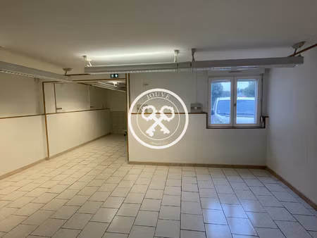 local professionnel saint andré les vergers