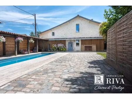 maison de prestige de 299 m2 en vente saint-caprais-de-bordeaux  nouvelle-aquitaine