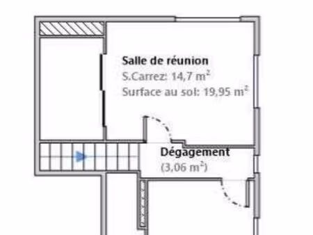 720 m² local industriel + bureaux + mezzanines + extérieurs à contes