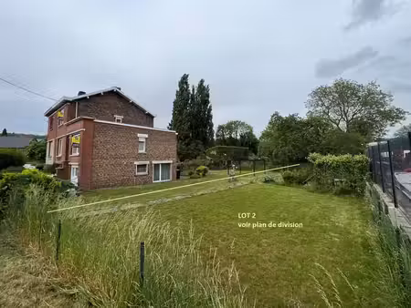 sous-option ! beau terrain à bâtir d'une superficie de 759m²