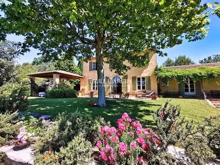 villa de 5 pièces de luxe en location aix-en-provence  provence-alpes-côte d'azur