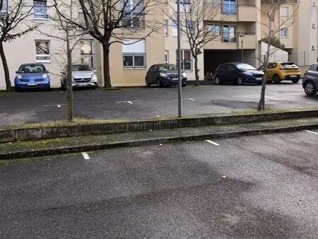 vandoeuvre les nancy place de parking