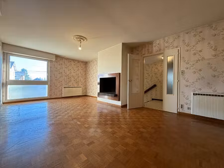 pavillon independant 131 m² avec terrain d'environ 1000 m²