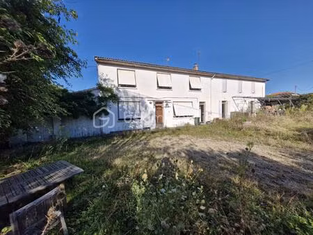 maison longere de 337 m² à saint-martin-du-puy