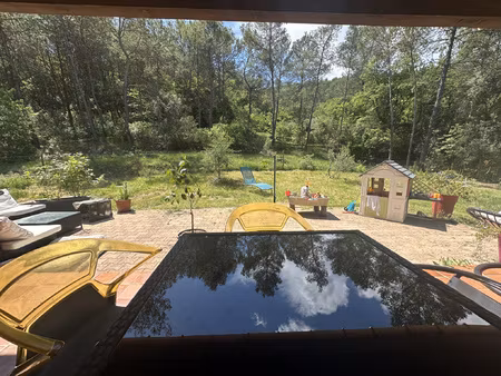 exclusivité - le val - en impasse dans un cadre nature - vil