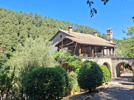 sud ardeche a vendre ancien moulin au bord de la riviere