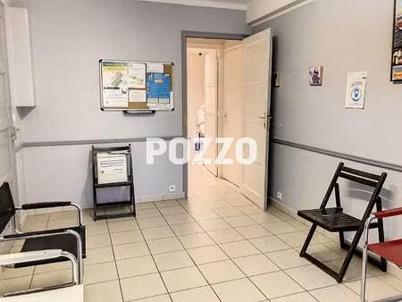 location bureaux et commerces à saint-hilaire-du-harcouët (50600) : à louer / 65m² saint-h