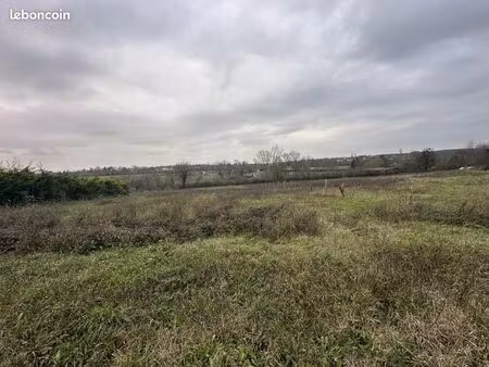 terrain 1818 m² espinasse-vozelle