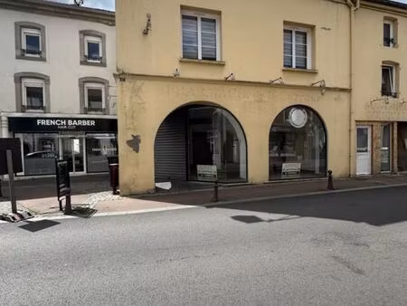 local commercial 147 m²