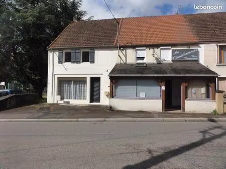 local commercial 66 m²