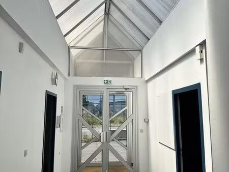 bureaux 500 m² boves