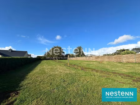 terrain plaintel 1133 m²