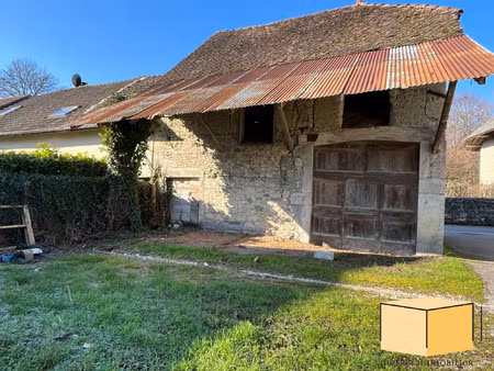 bâtiment à rénover à belley