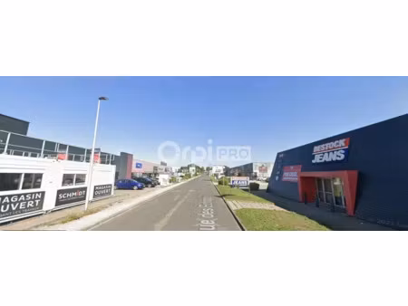 local commercial de 140m2 a louer