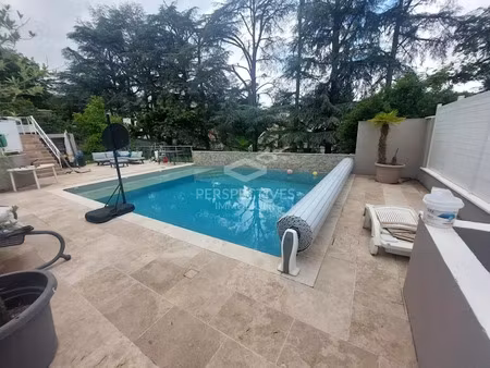 vente maison 8 pièces 243 m² à saint-chamond (42400)  500 000 €