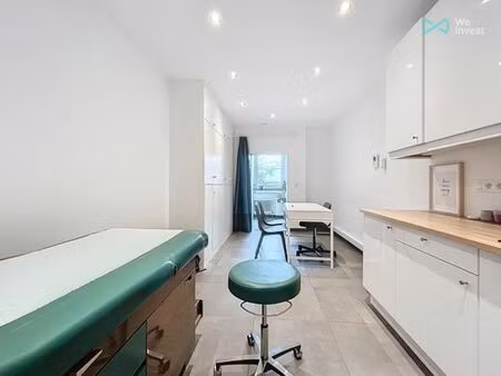 superbe cabinet médical moderne à partager