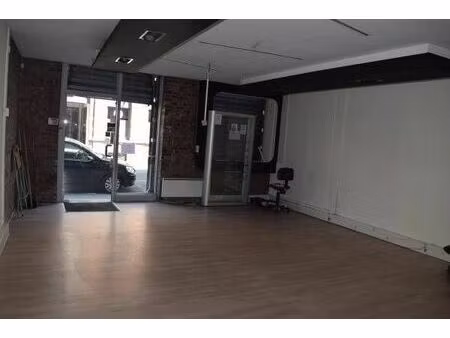 surface commerciale à louer à rue astrid 7 péruwelz (vbc15730)