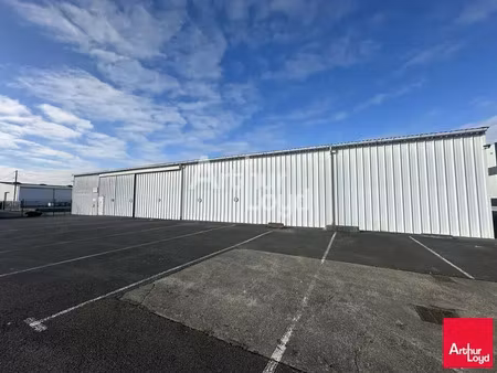 local d'activite a louer