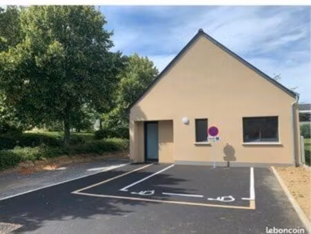 bureau sein d’un cabinet para médical